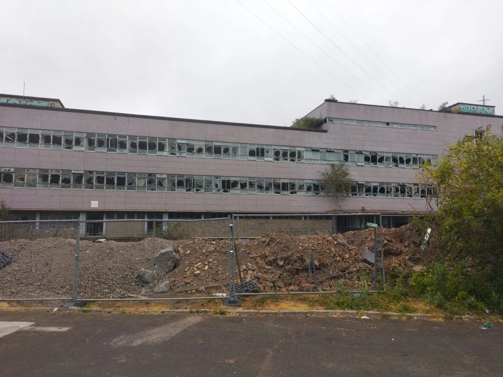 Un bâtiment industriel en travaux de réhabilitation à Charleroi